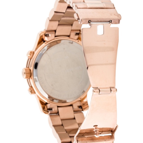 Michael Kors Runway Chronograph Watch - Picture 4 of 4